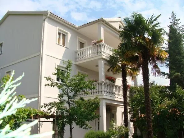 Studio Apartment In Icici With Air Condition, Wifi Croatia
